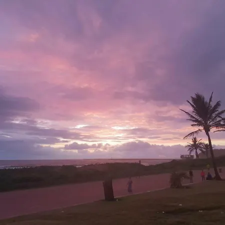 Stay At The Point - Luxurious Lavish Looker Durban Buitenkant foto