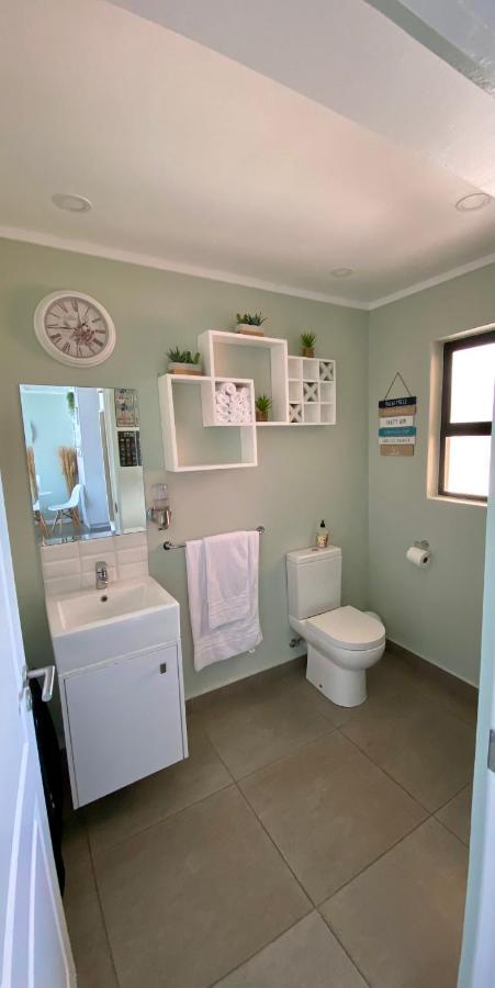 At The Point - Luxurious Lavish Looker * Durban
