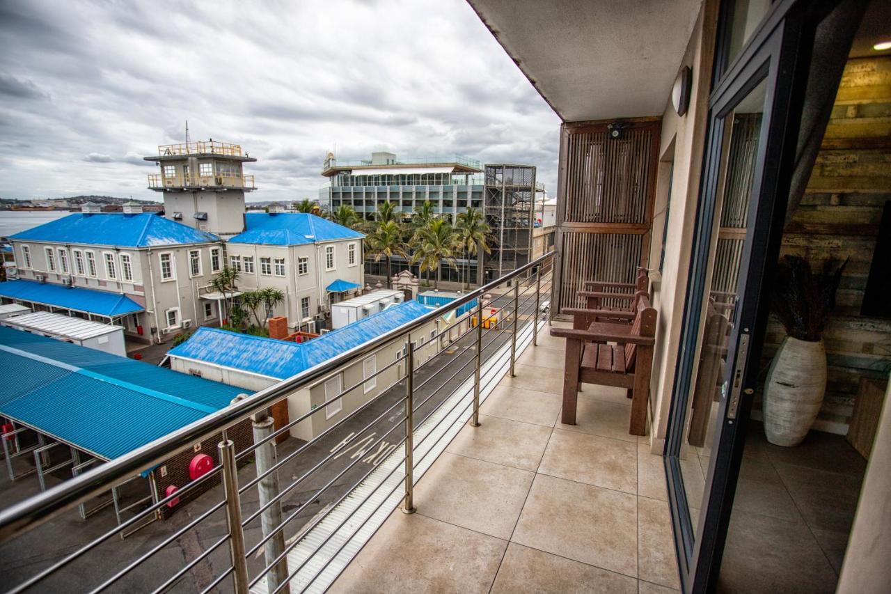 At The Point - Luxurious Lavish Looker Appartement